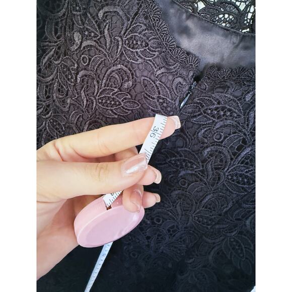 WHBM White House Black Market Lace Overlay Sheath Dress Sleeveless Size 2 Event - Picture 5 of 6